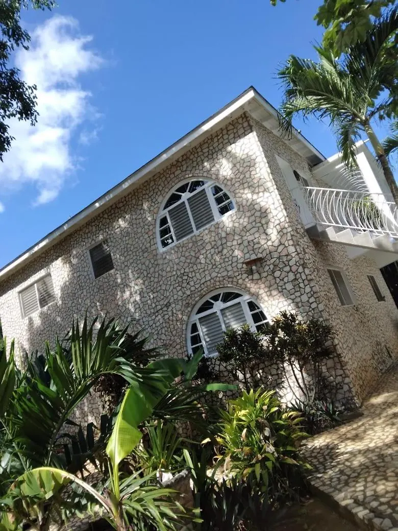 Ella Villa Apartments Negril Jamajka